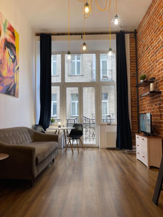 Urokliwy Loft W Ncl Kamienica Vabank Nr 18 Leilighet Łódź Eksteriør bilde