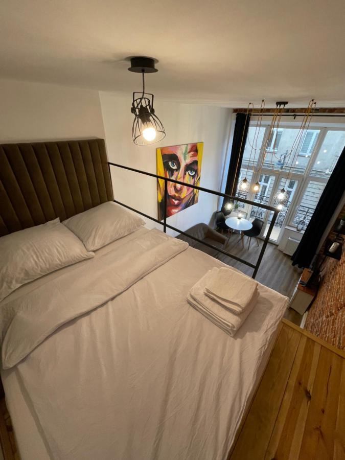 Urokliwy Loft W Ncl Kamienica Vabank Nr 18 Leilighet Łódź Eksteriør bilde